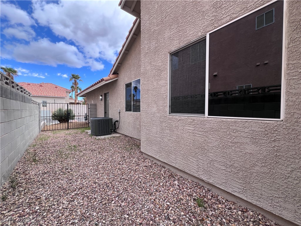 8745 Point Kathy Circle