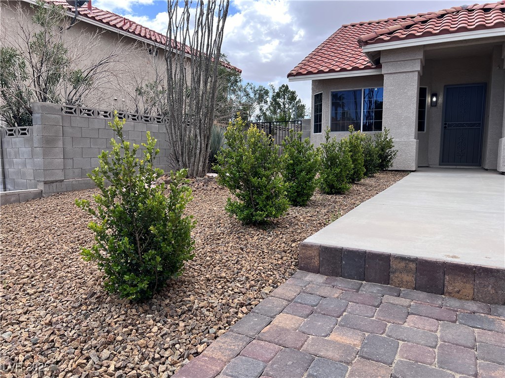8745 Point Kathy Circle