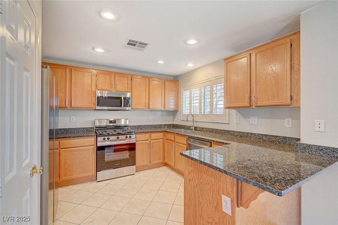 6424 Bombax Court