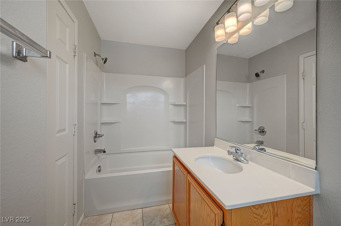 6424 Bombax Court