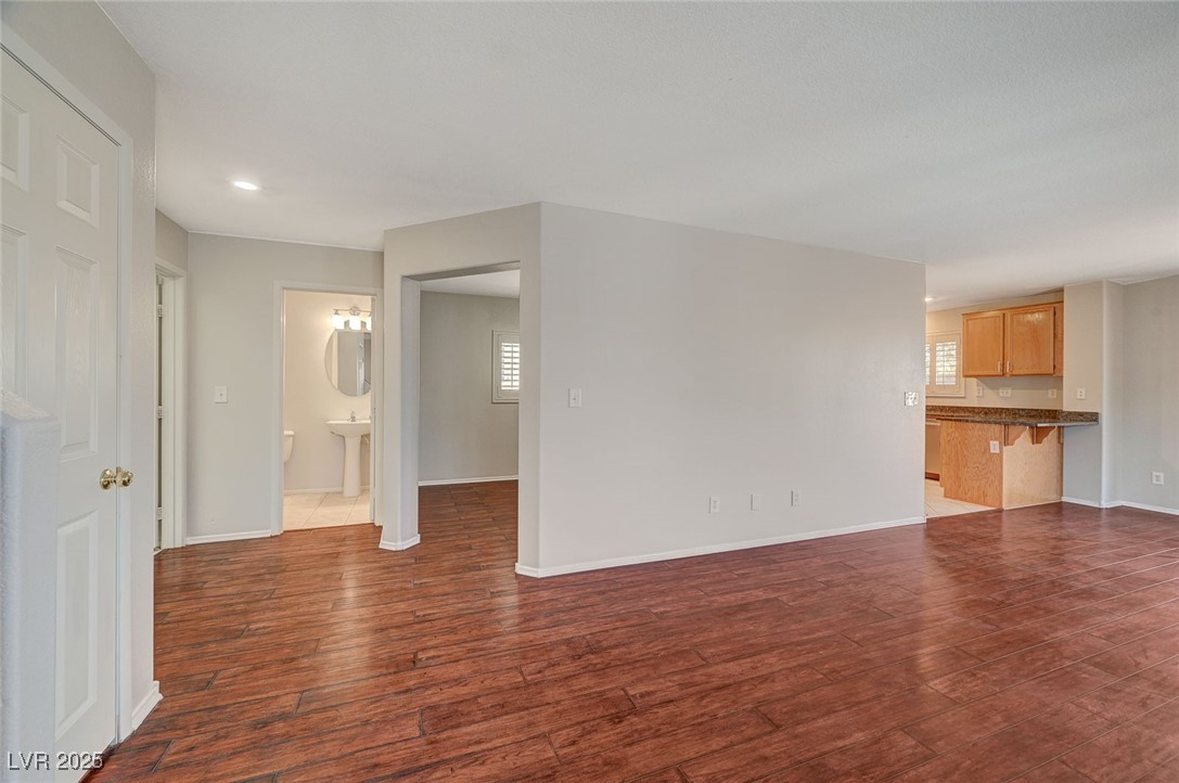 6424 Bombax Court
