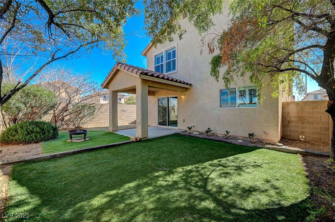 6424 Bombax Court