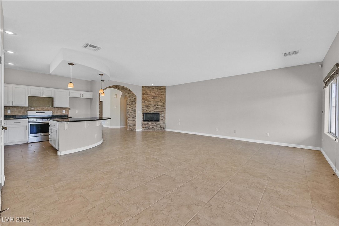 6150 Bunker Commons Court