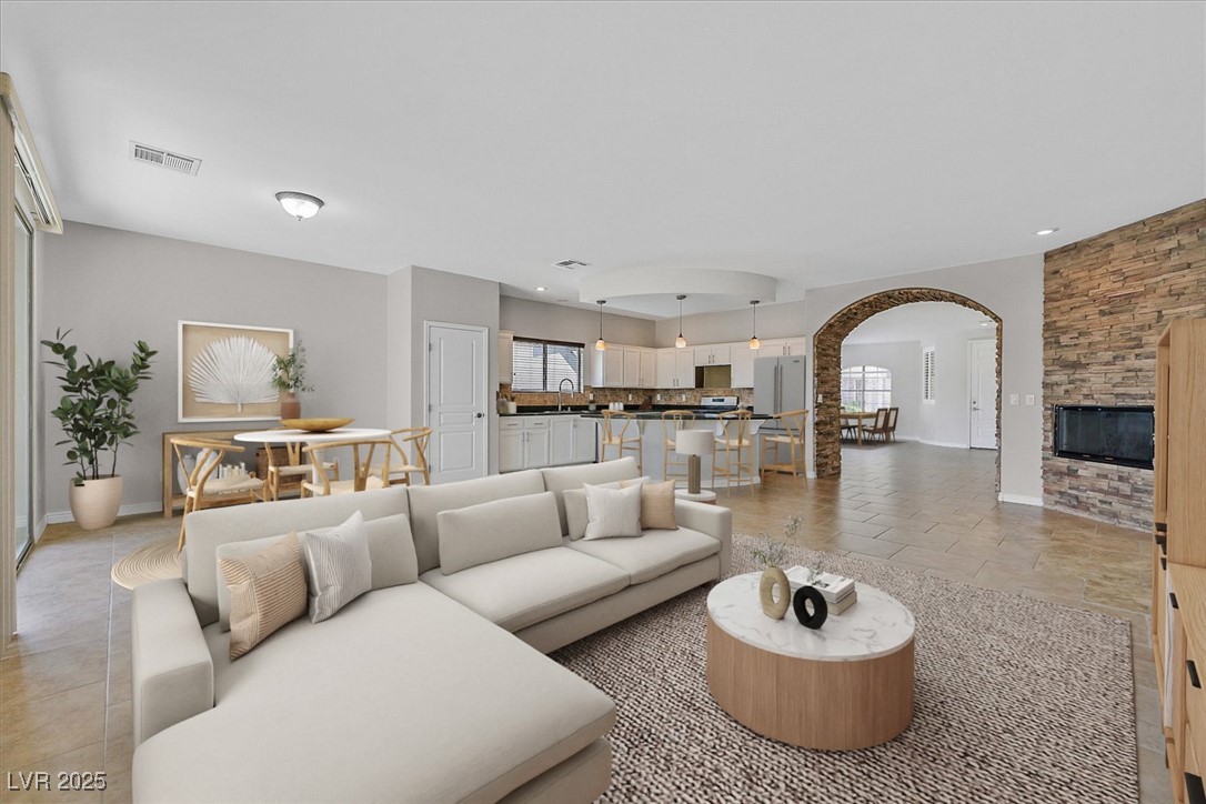 6150 Bunker Commons Court
