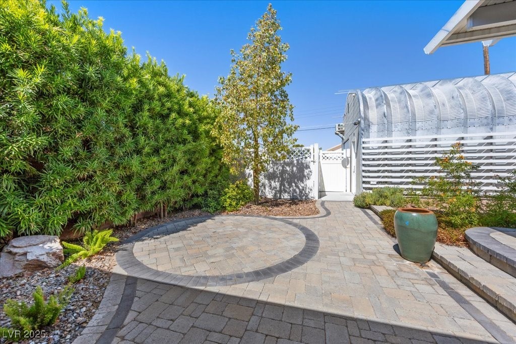 636 H Avenue