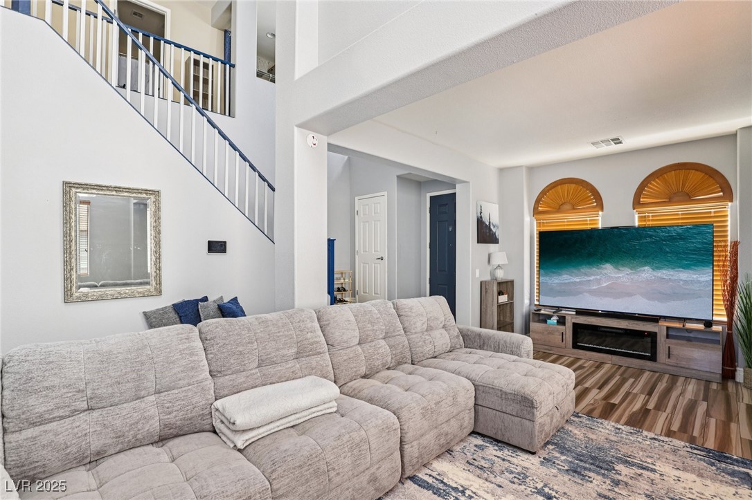776 Valley Rise Drive