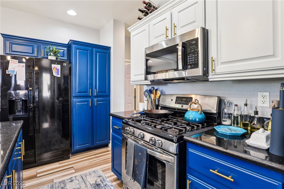 776 Valley Rise Drive