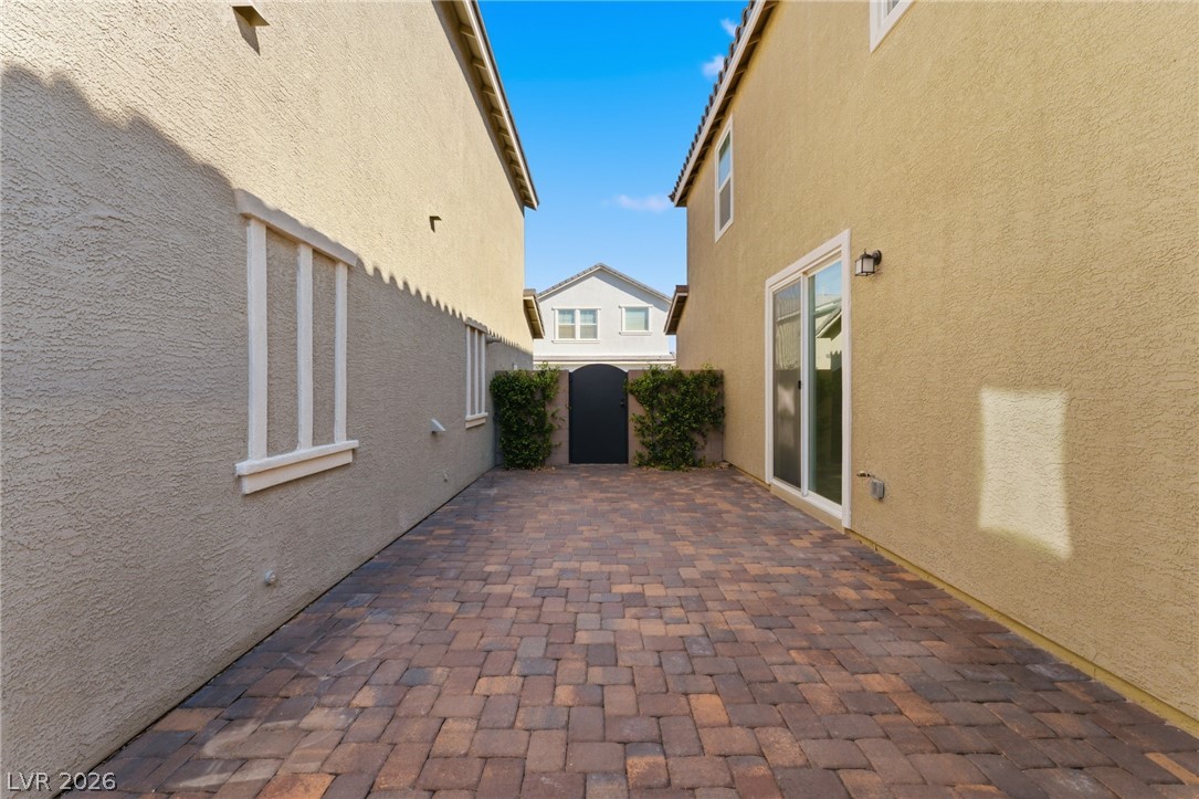 3762 Trancoso Avenue