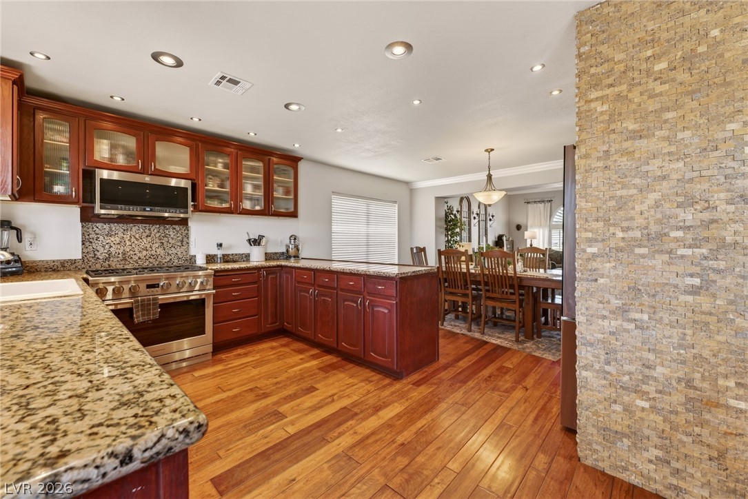 1720 Fairgate Court