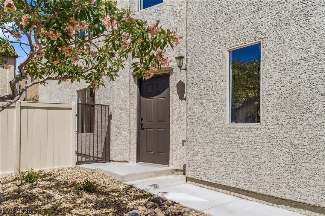 5677 Vassar Meadow Street