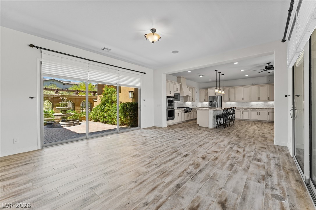398 Pollino Peaks Street