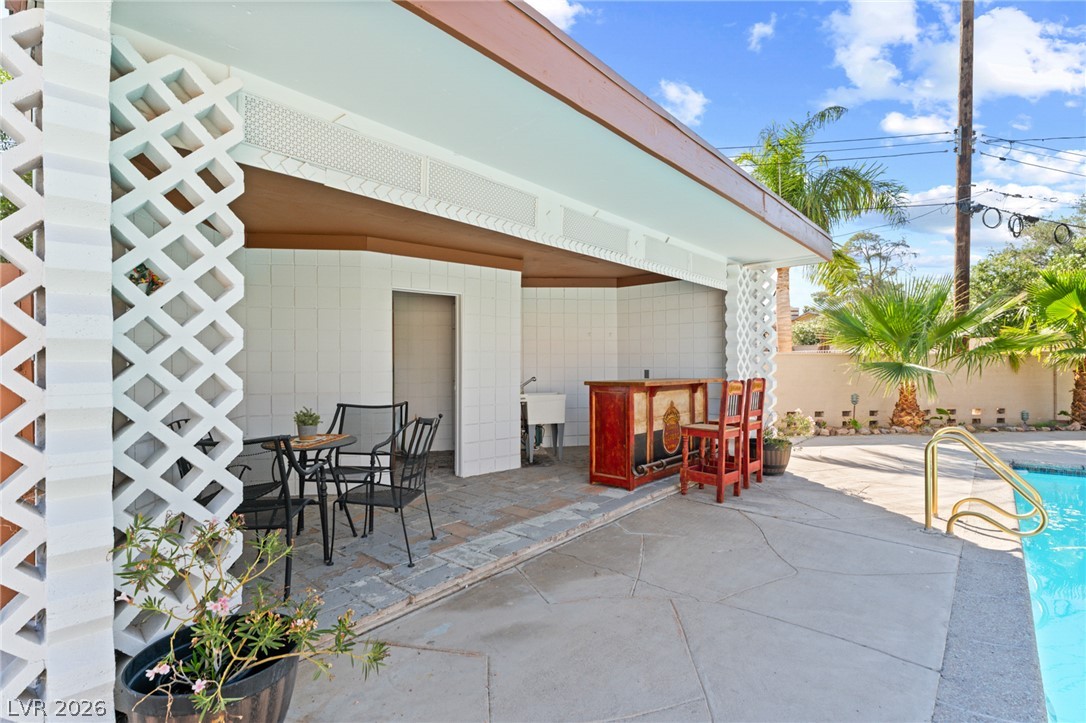 1212 Westlund Drive