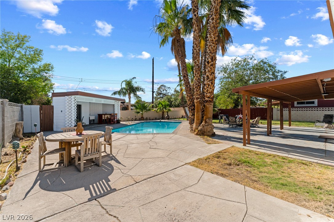 1212 Westlund Drive
