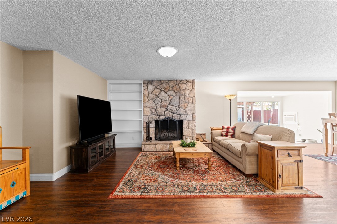 1212 Westlund Drive