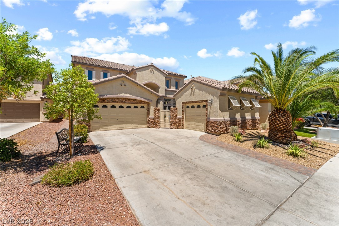 5642 Almocita Court