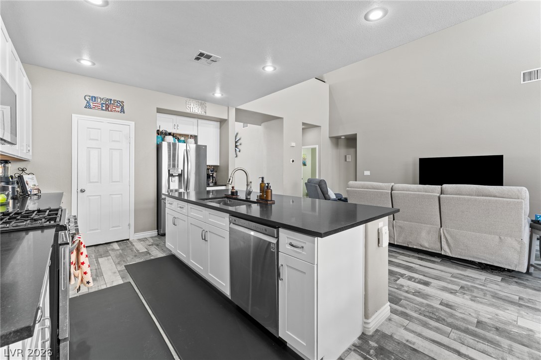 5642 Almocita Court