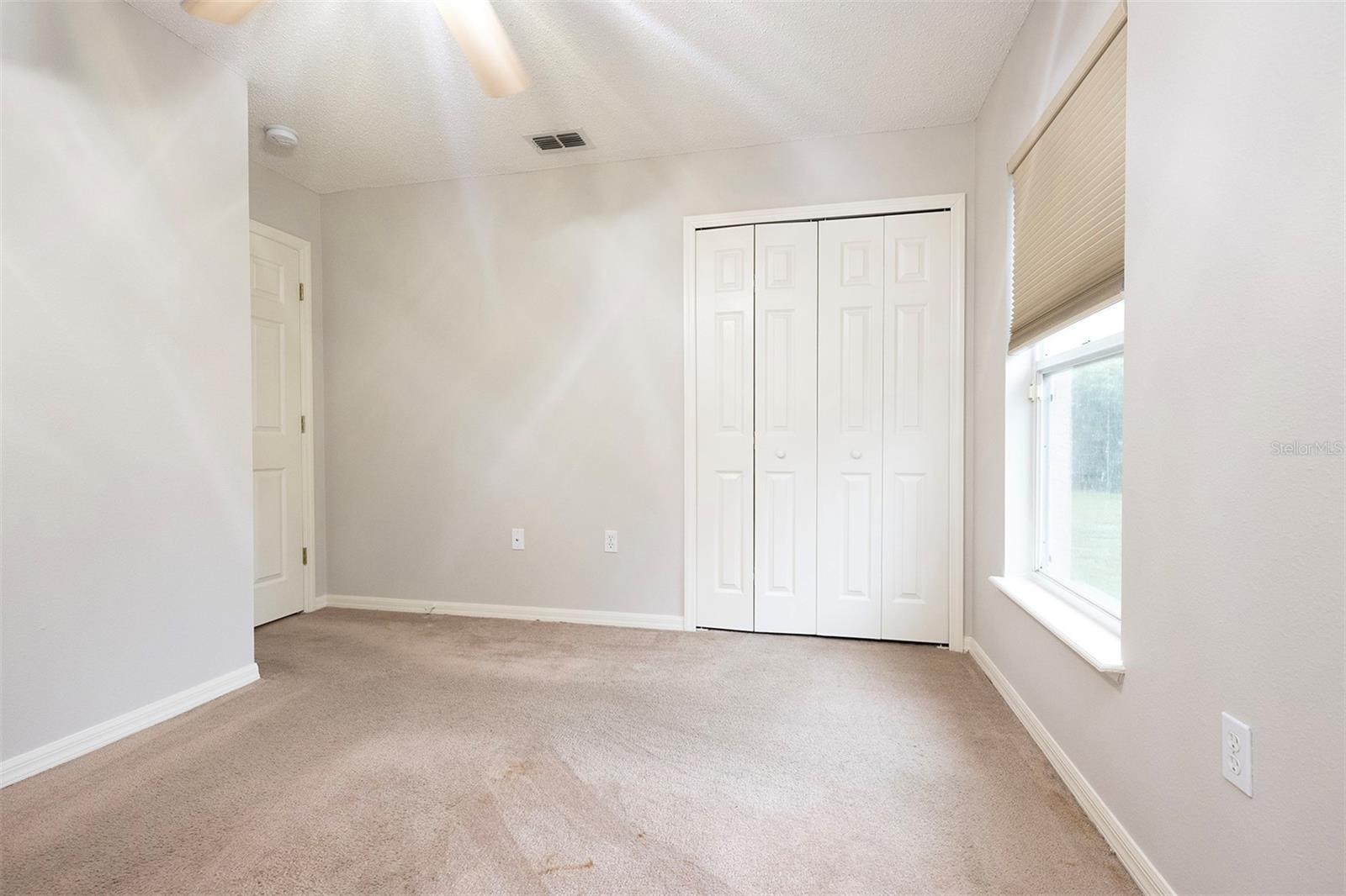 12670 Linden Dr