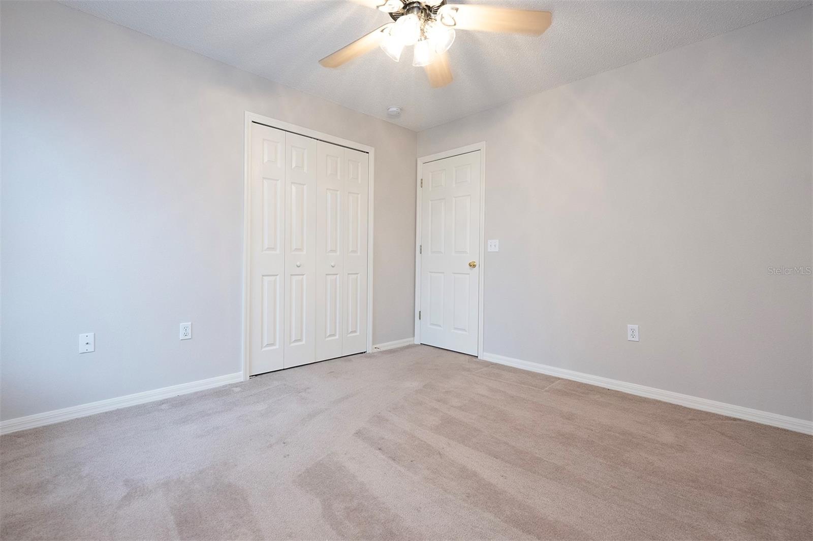12670 Linden Dr