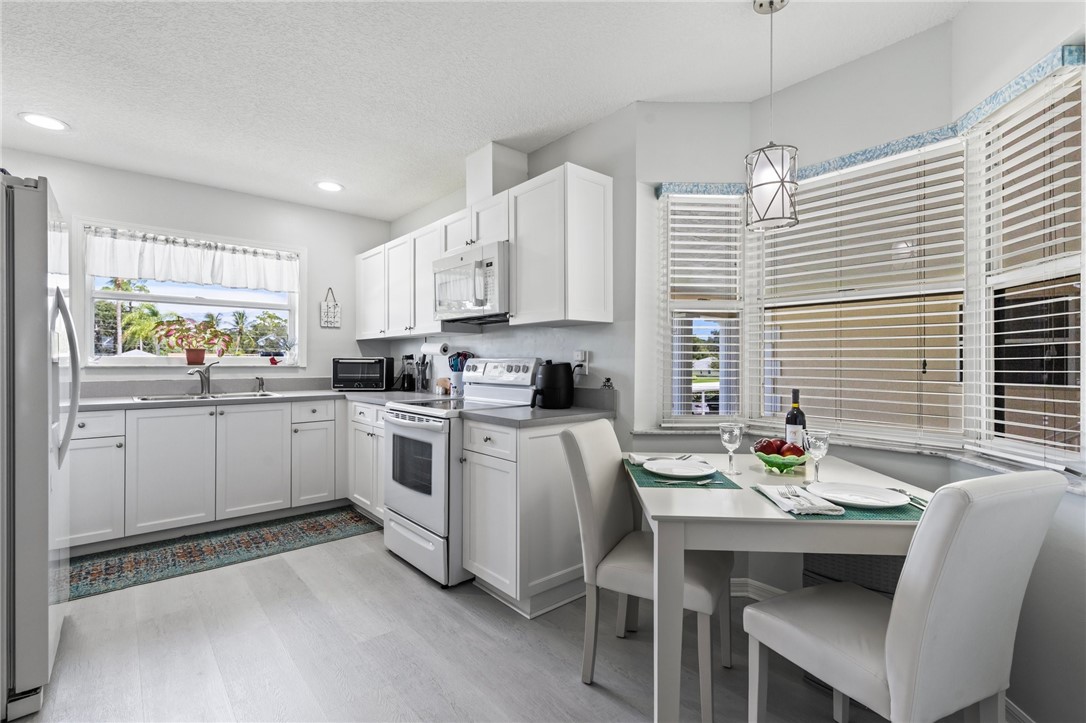 347 N Grove Isle Circle 347