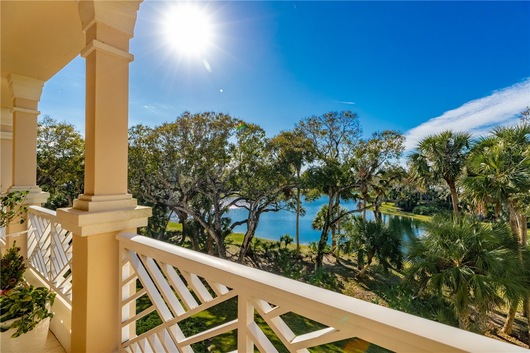 601 N Swim Club Drive 3A
