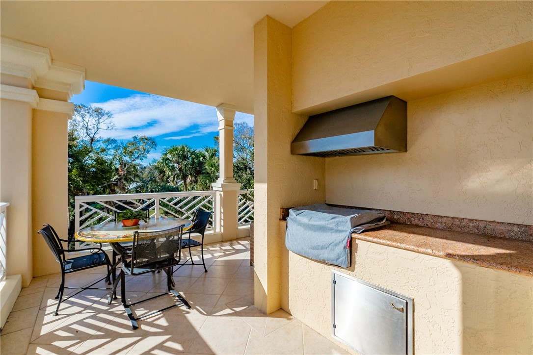 601 N Swim Club Drive 3A