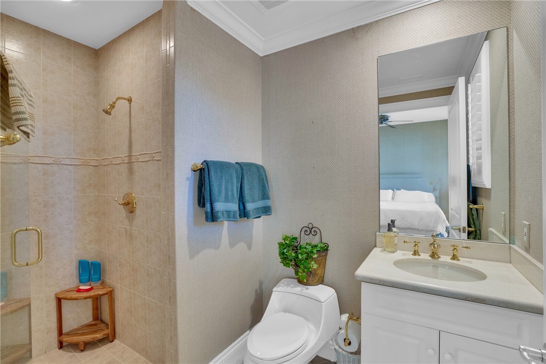 601 N Swim Club Drive 3A