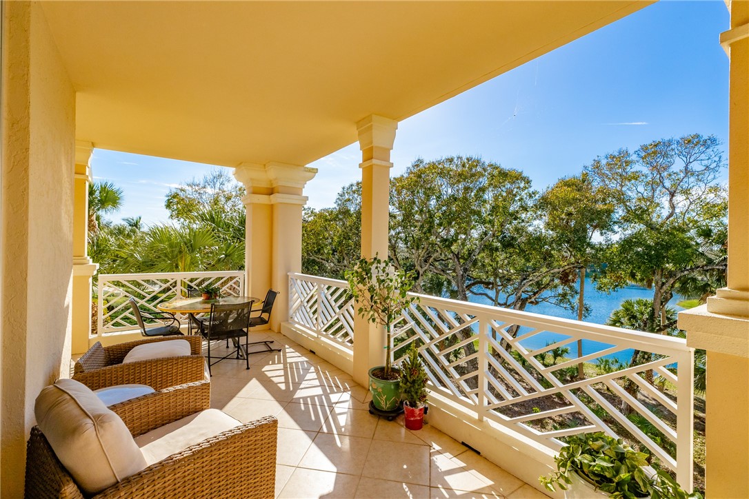 601 N Swim Club Drive 3A