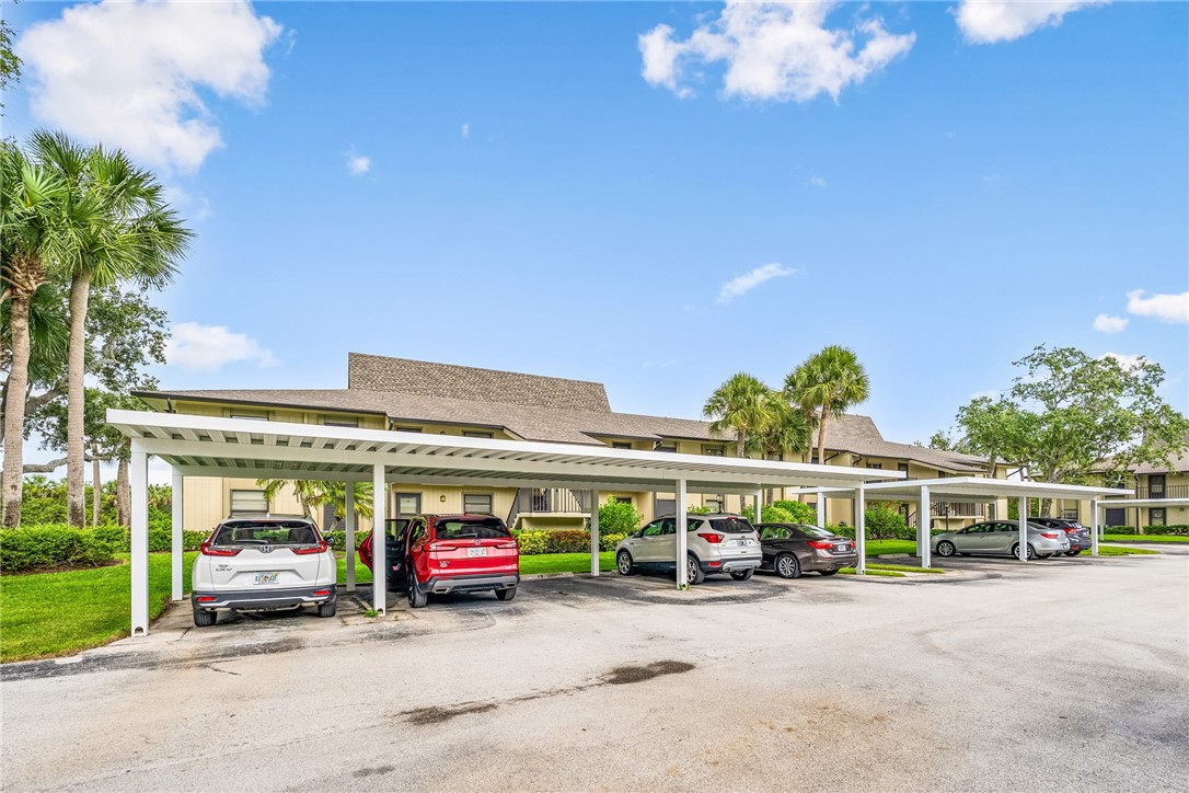 24 Plantation Drive 204