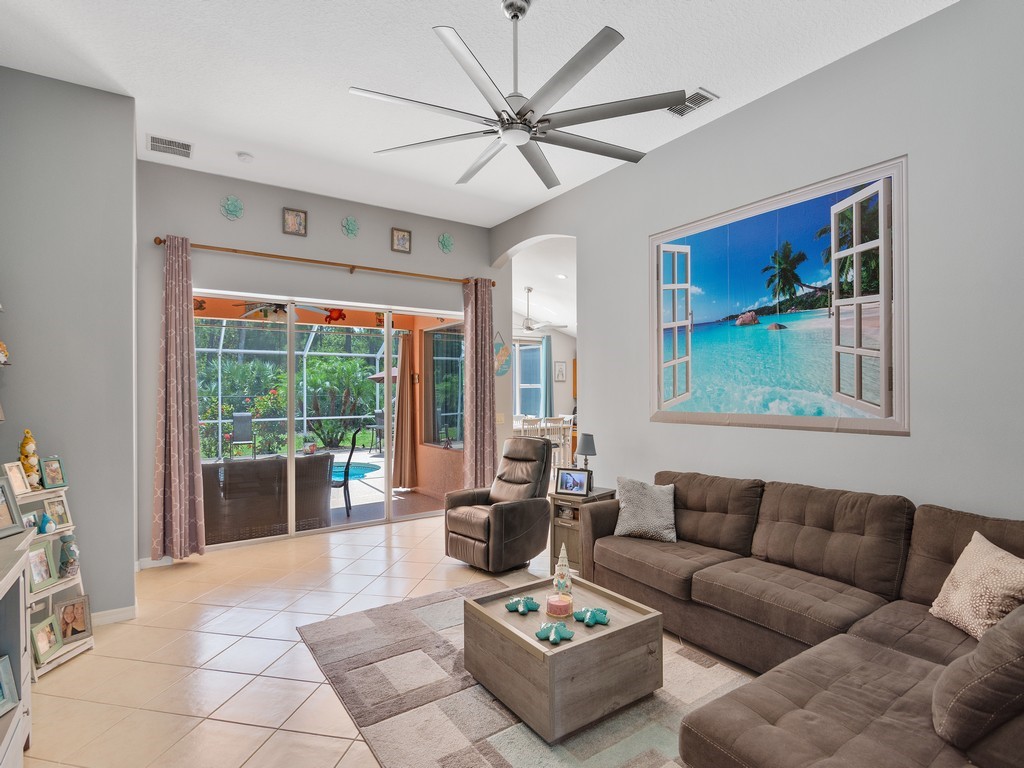 1530 16th Court SW