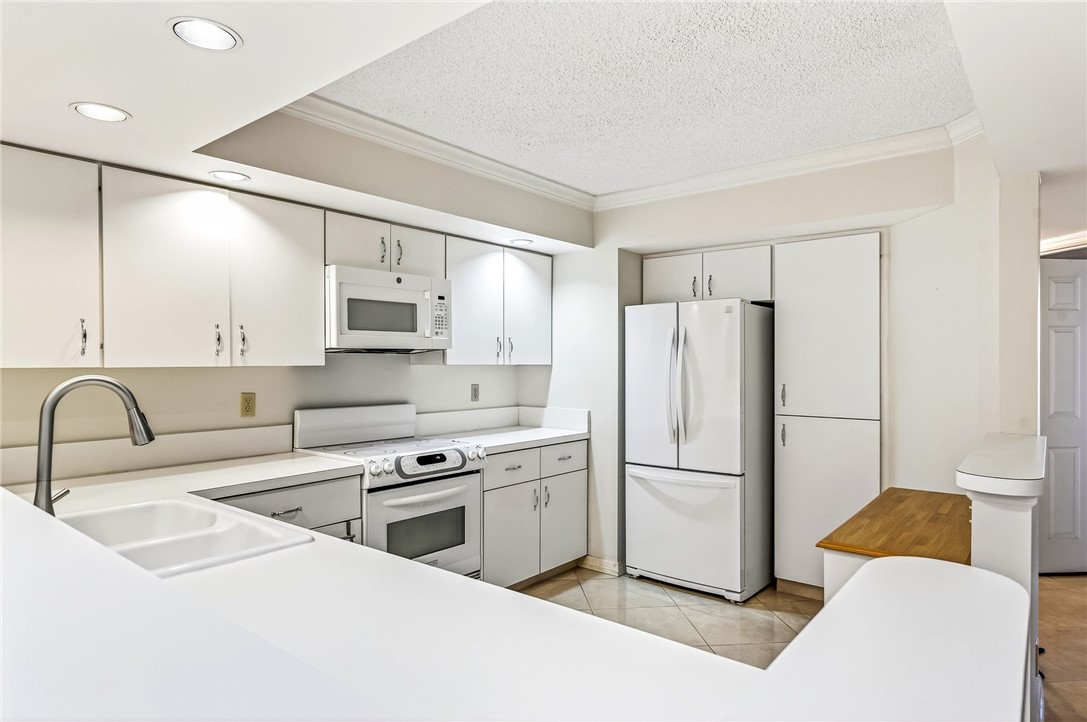 4800 Jimmy Buffet None 314