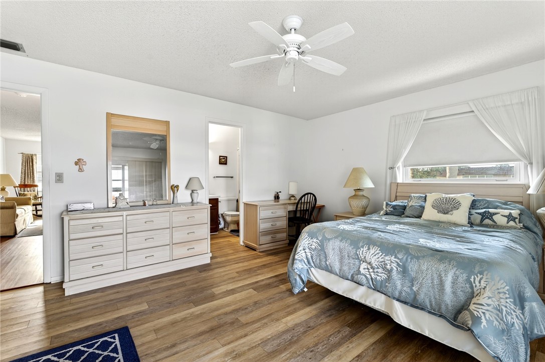 108 springlake Drive 203