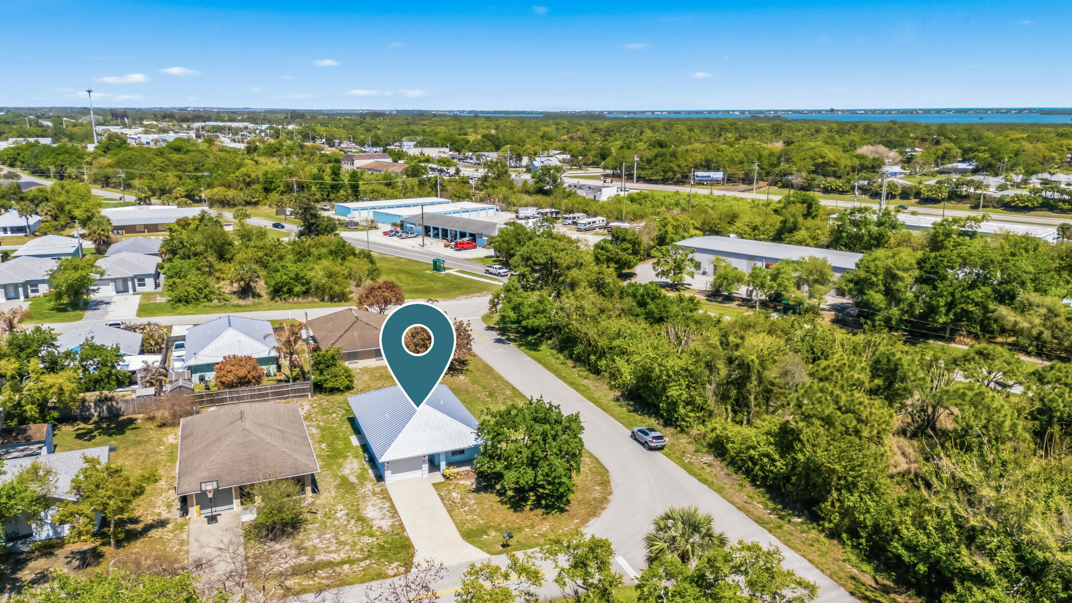 204 SW 14th St Street SW 1