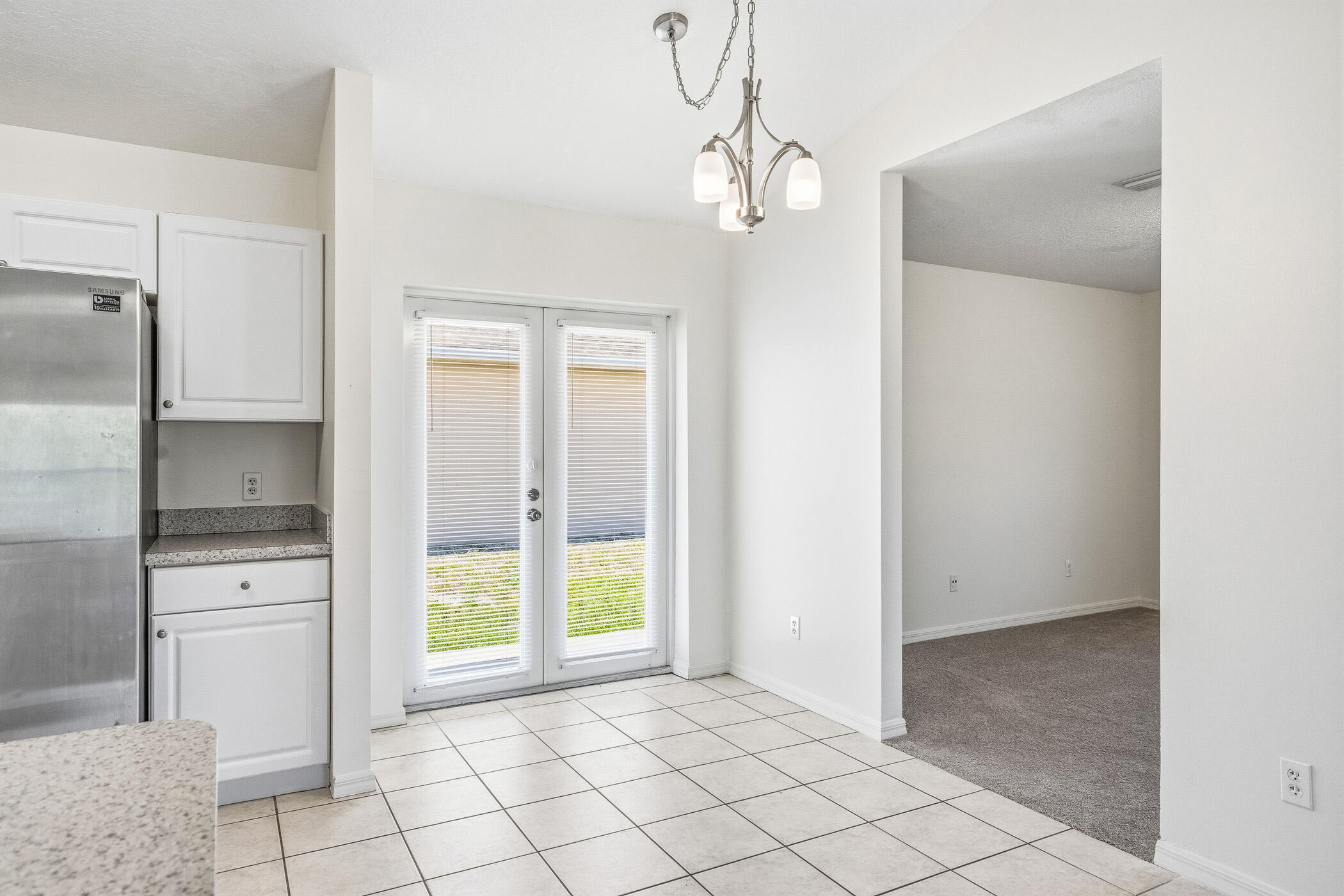 204 SW 14th St Street SW 1