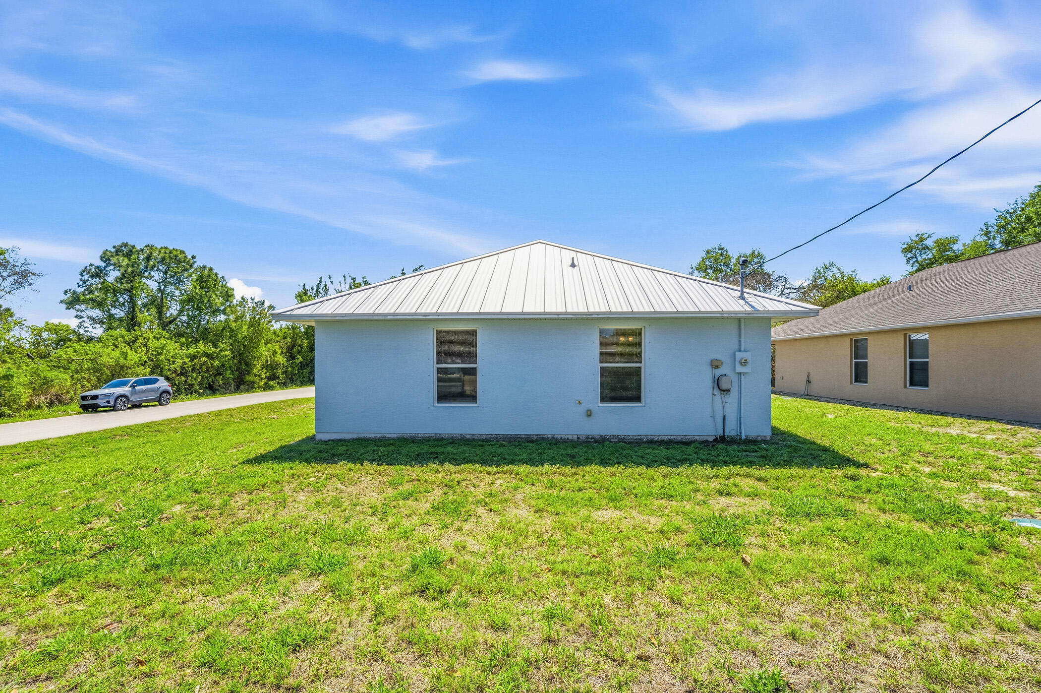 204 SW 14th St Street SW 1