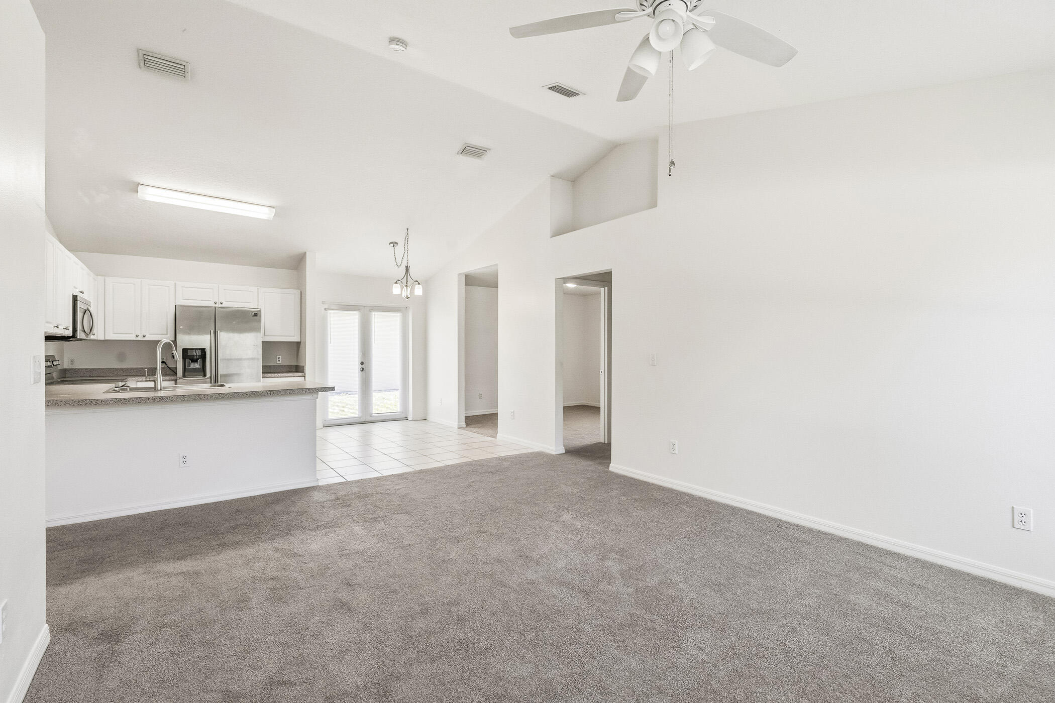 204 SW 14th St Street SW 1