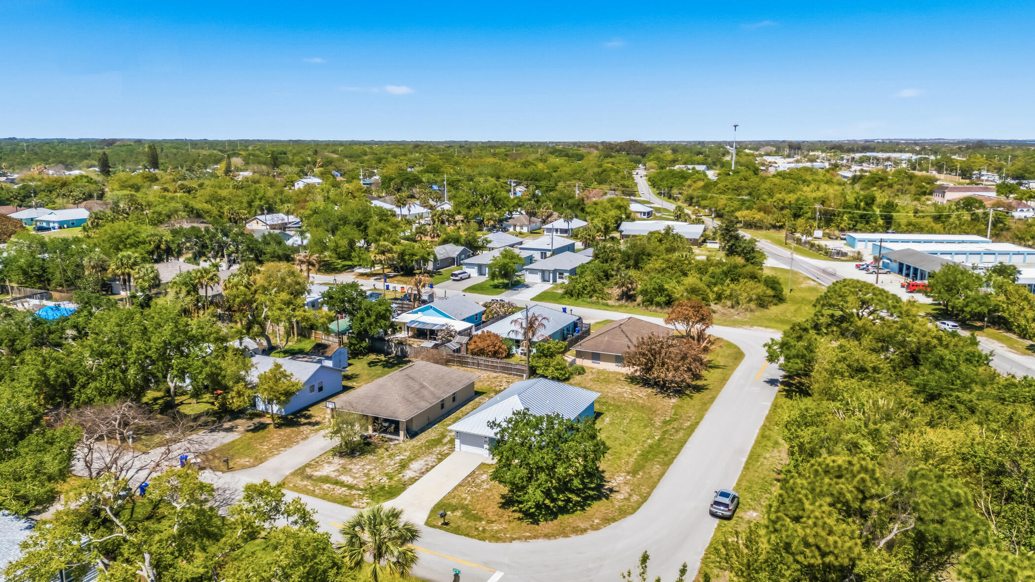 204 SW 14th St Street SW 1