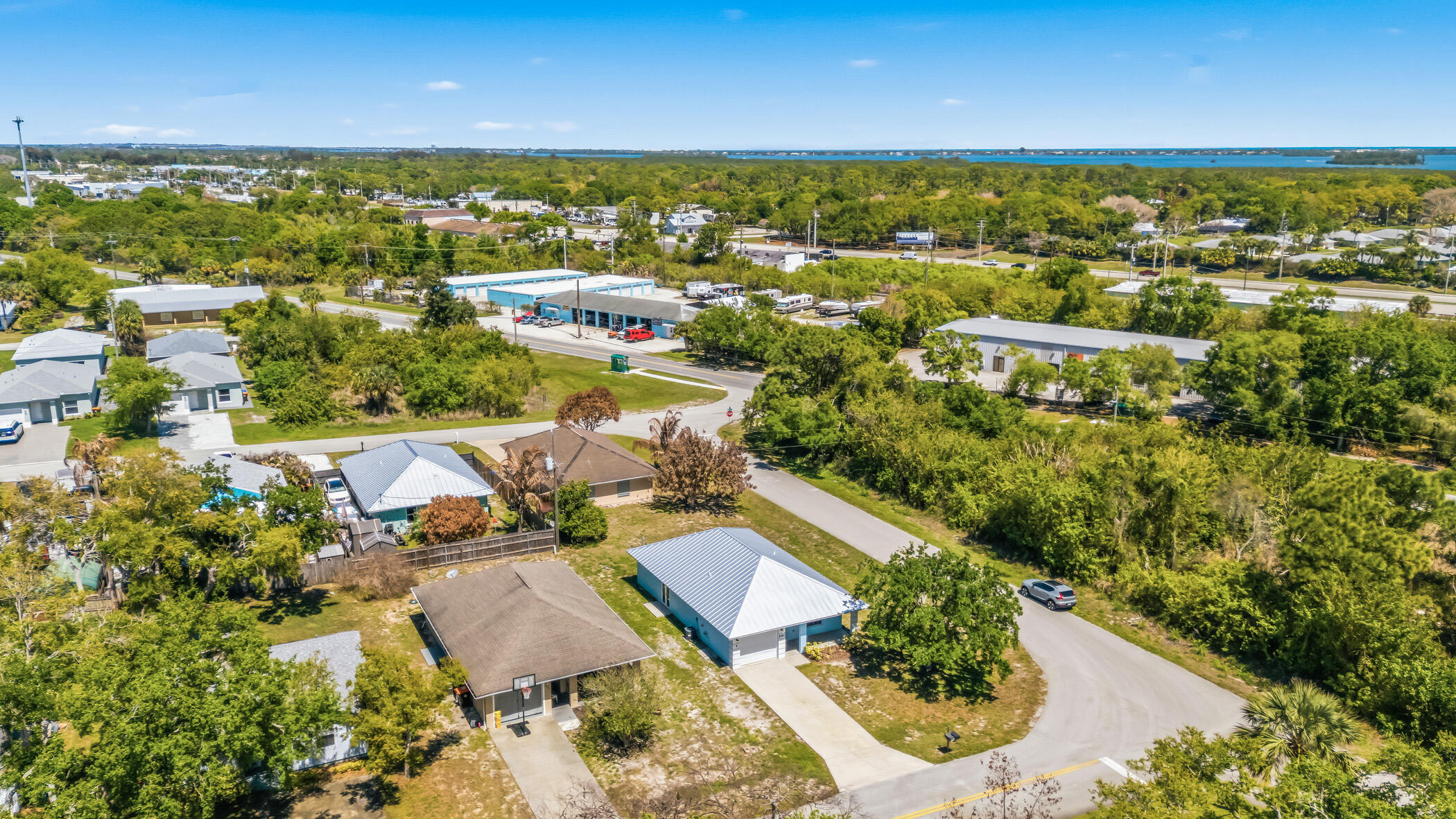 204 SW 14th St Street SW 1