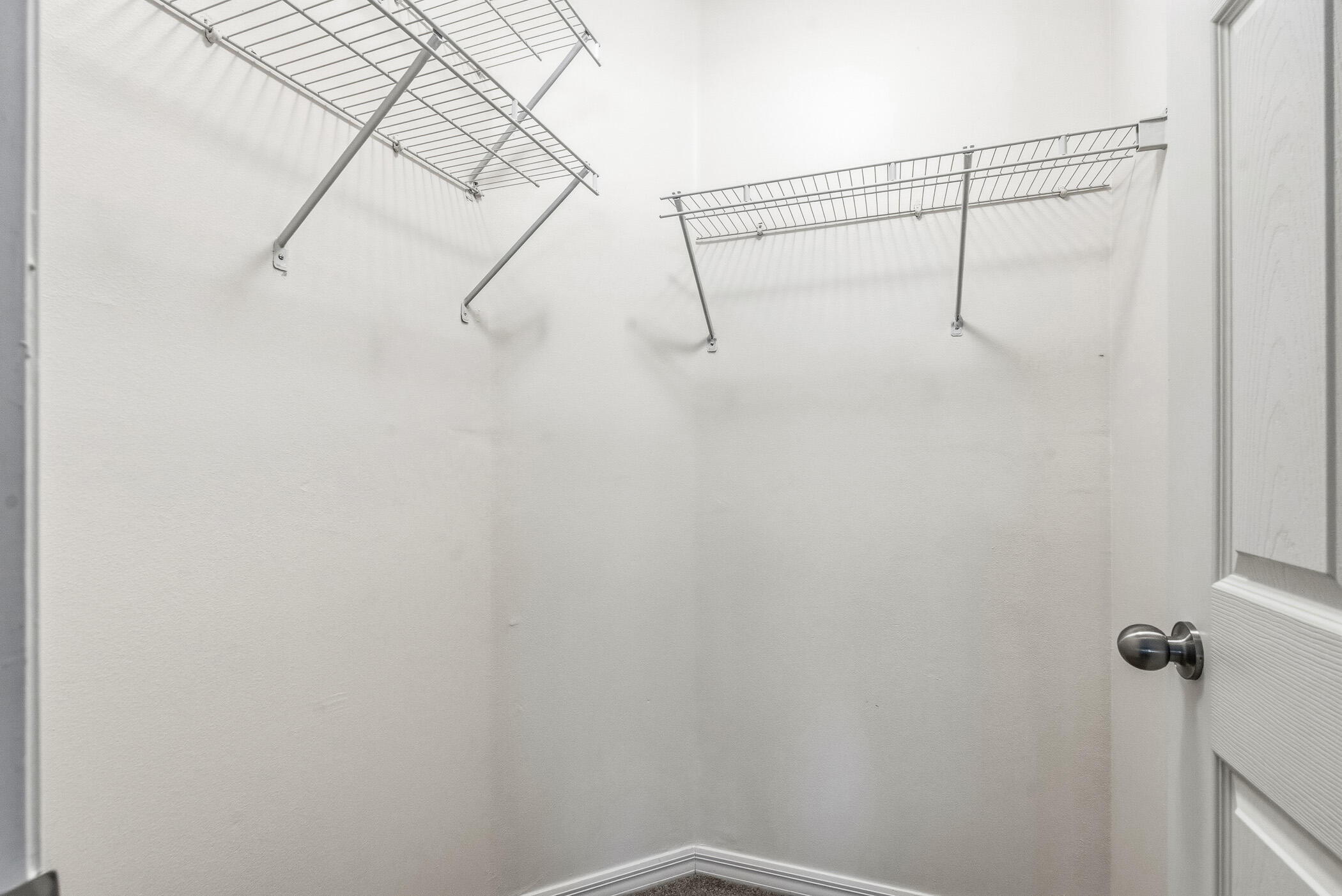 204 SW 14th St Street SW 1