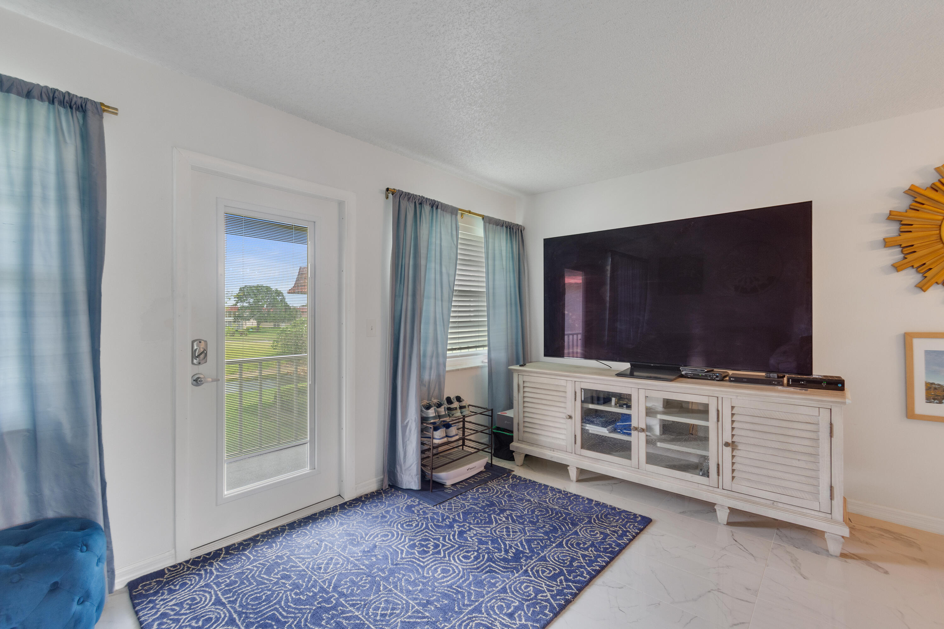 66 Woodland Drive 204