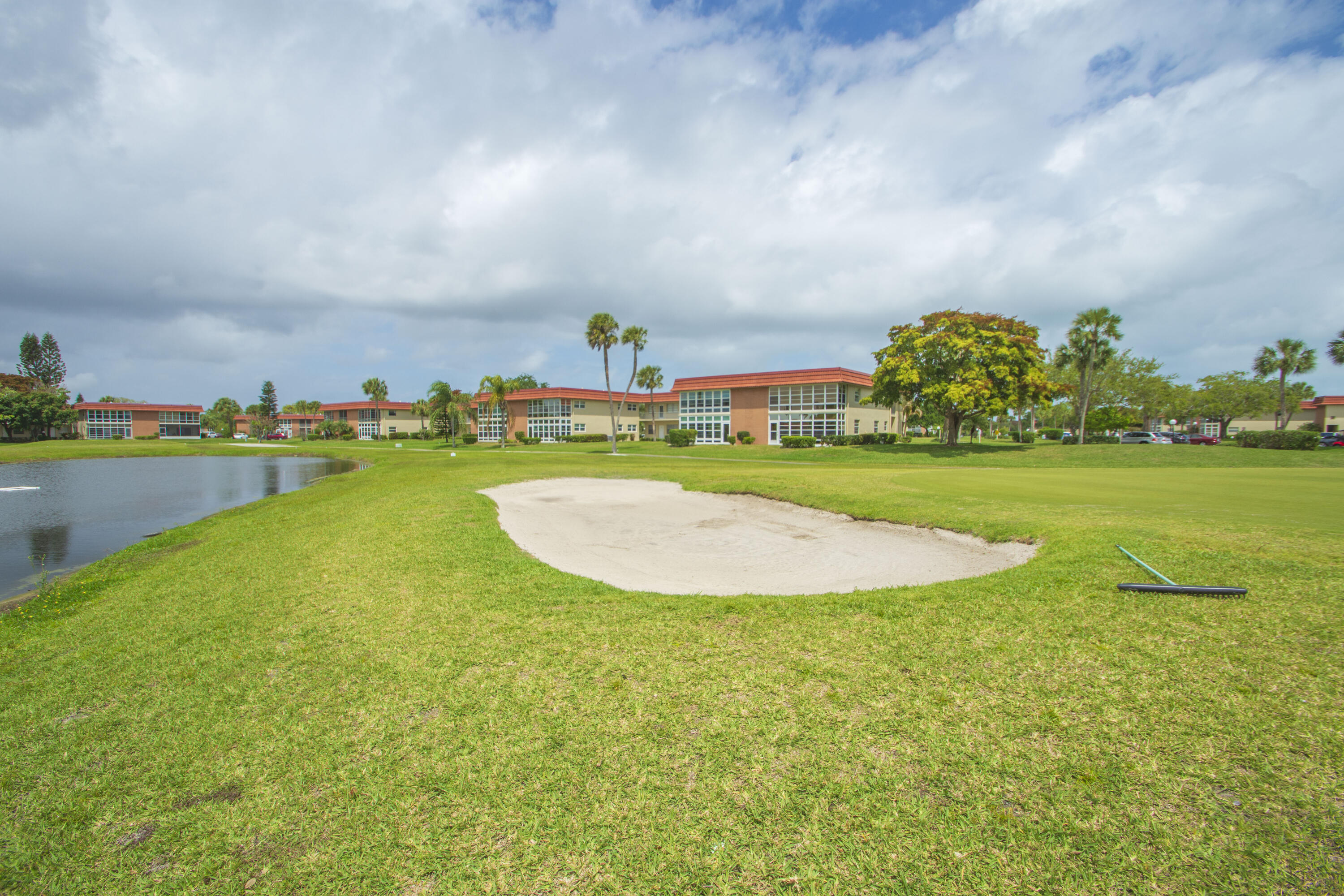 66 Woodland Drive 204