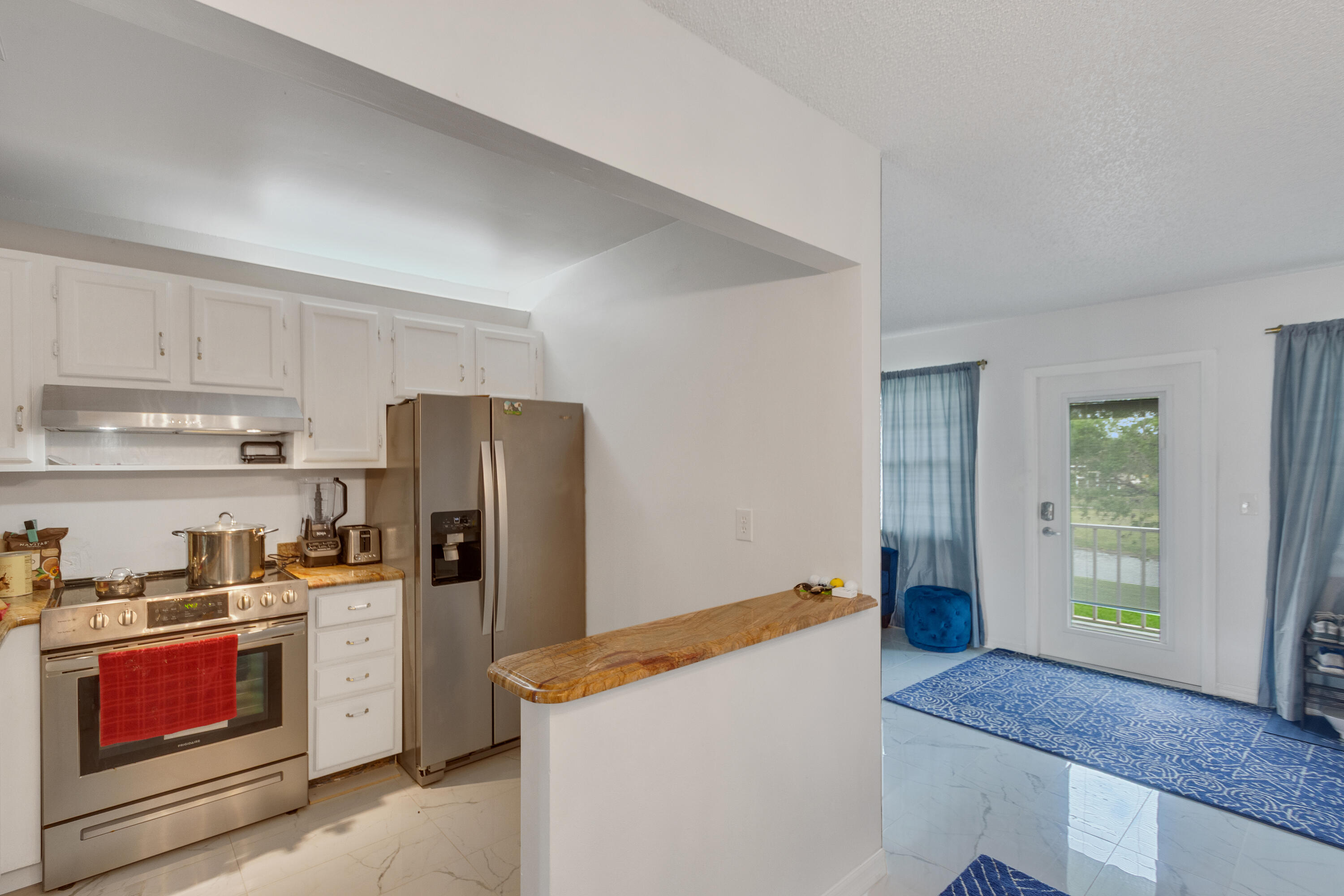 66 Woodland Drive 204