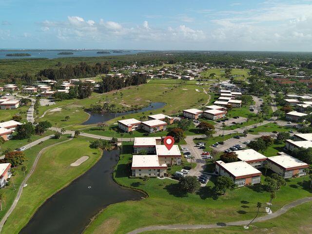 66 Woodland Drive 204