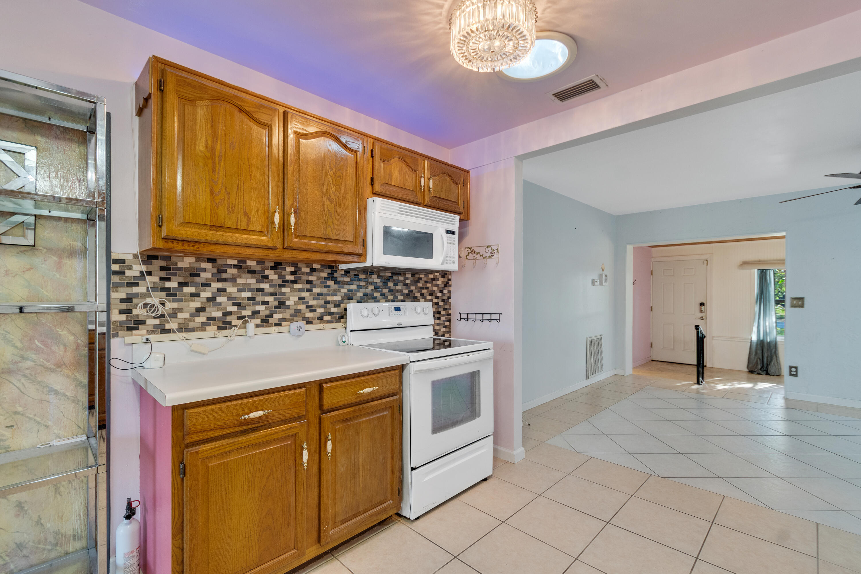 1545 Highland Avenue