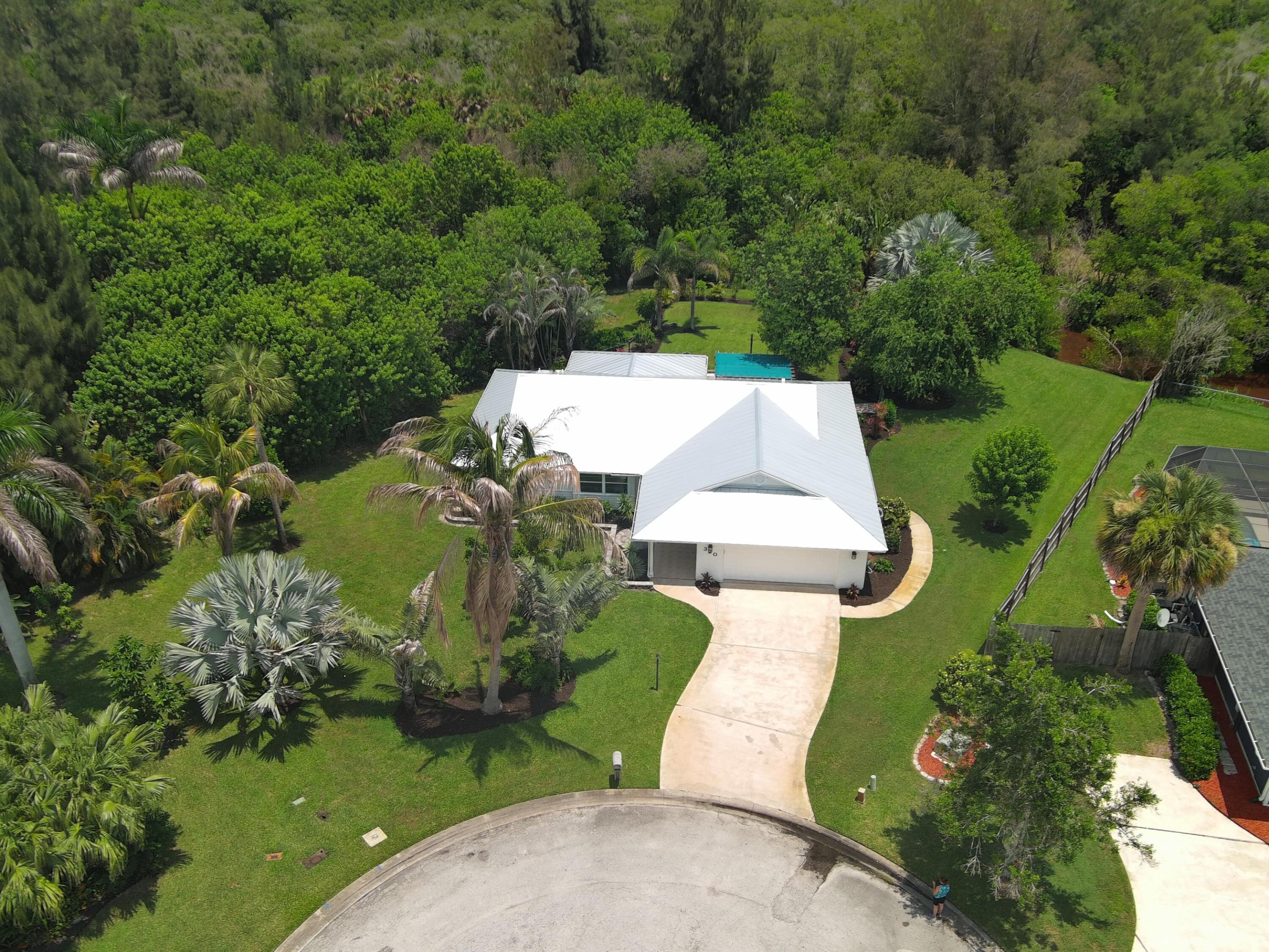 320 W FOREST Trail