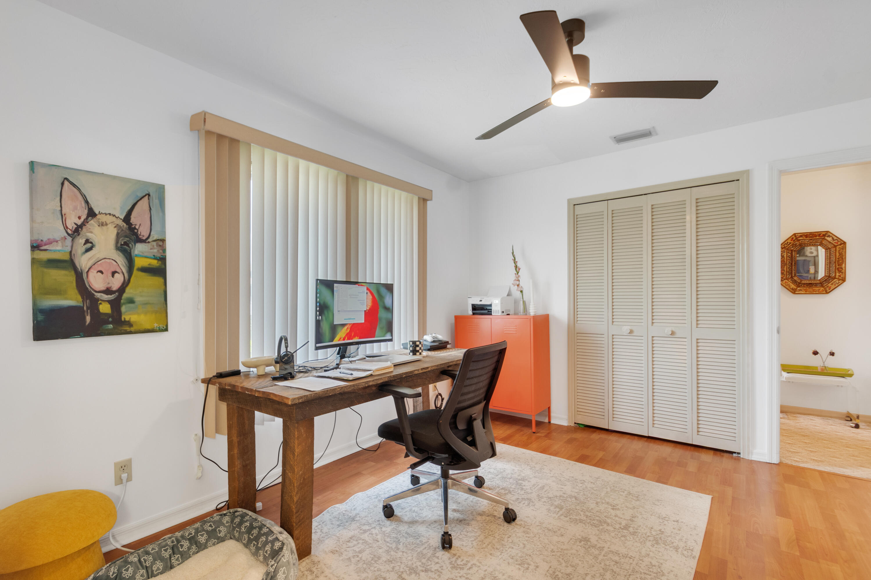 646 CENTRE SW 102