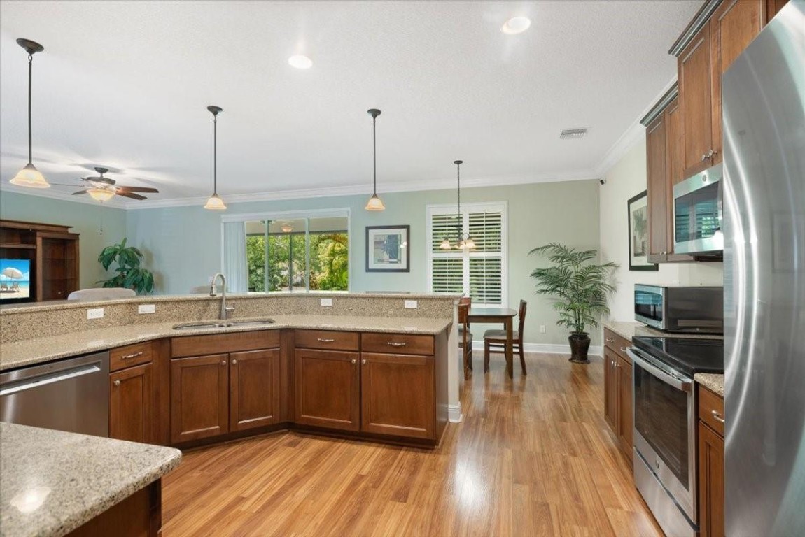 654 Gossamer Wing Way