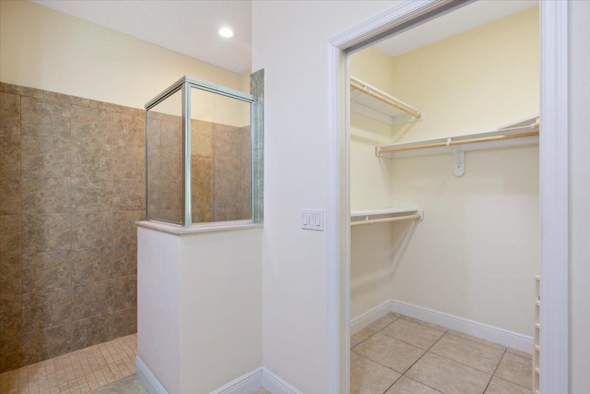 654 Gossamer Wing Way