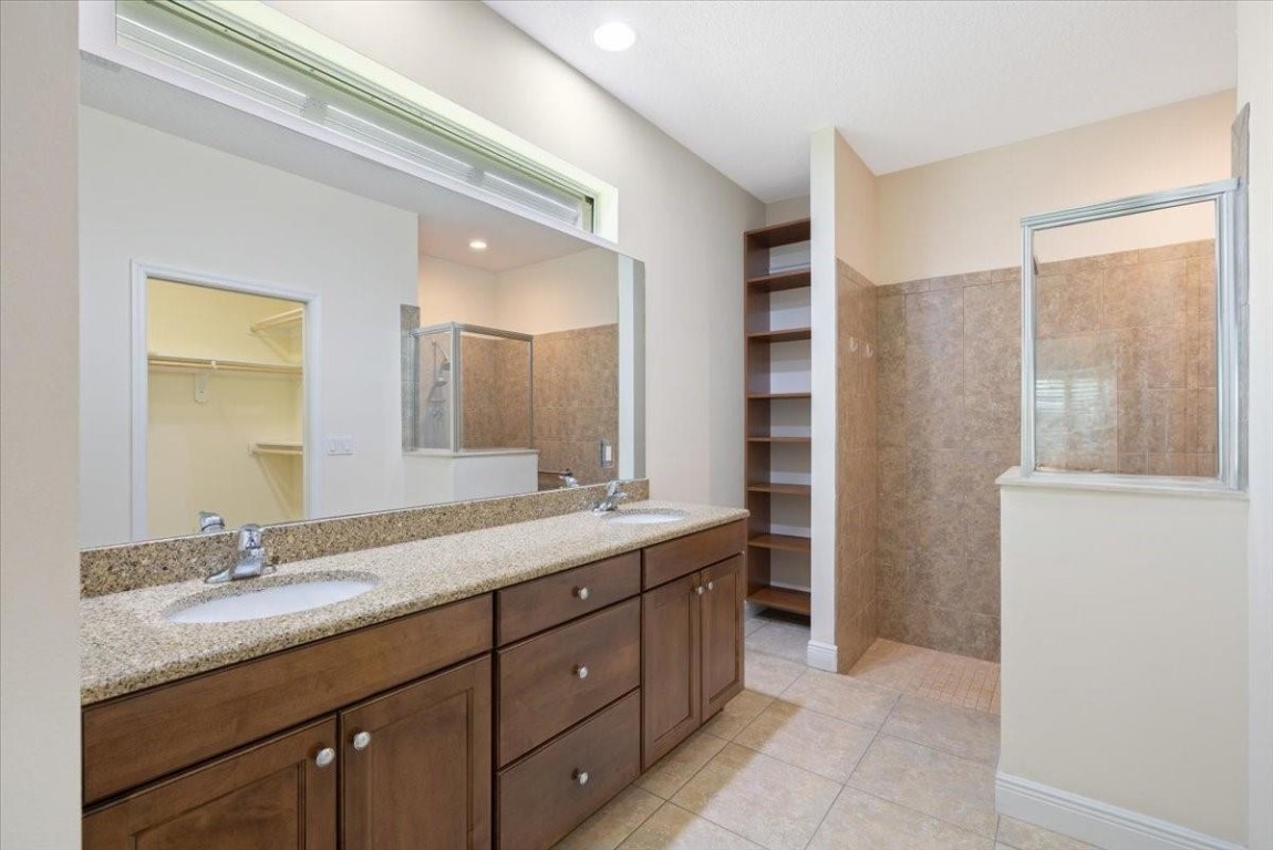 654 Gossamer Wing Way