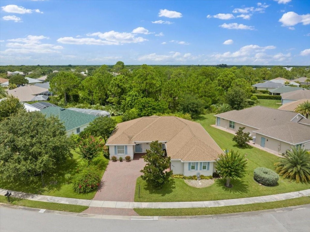 654 Gossamer Wing Way