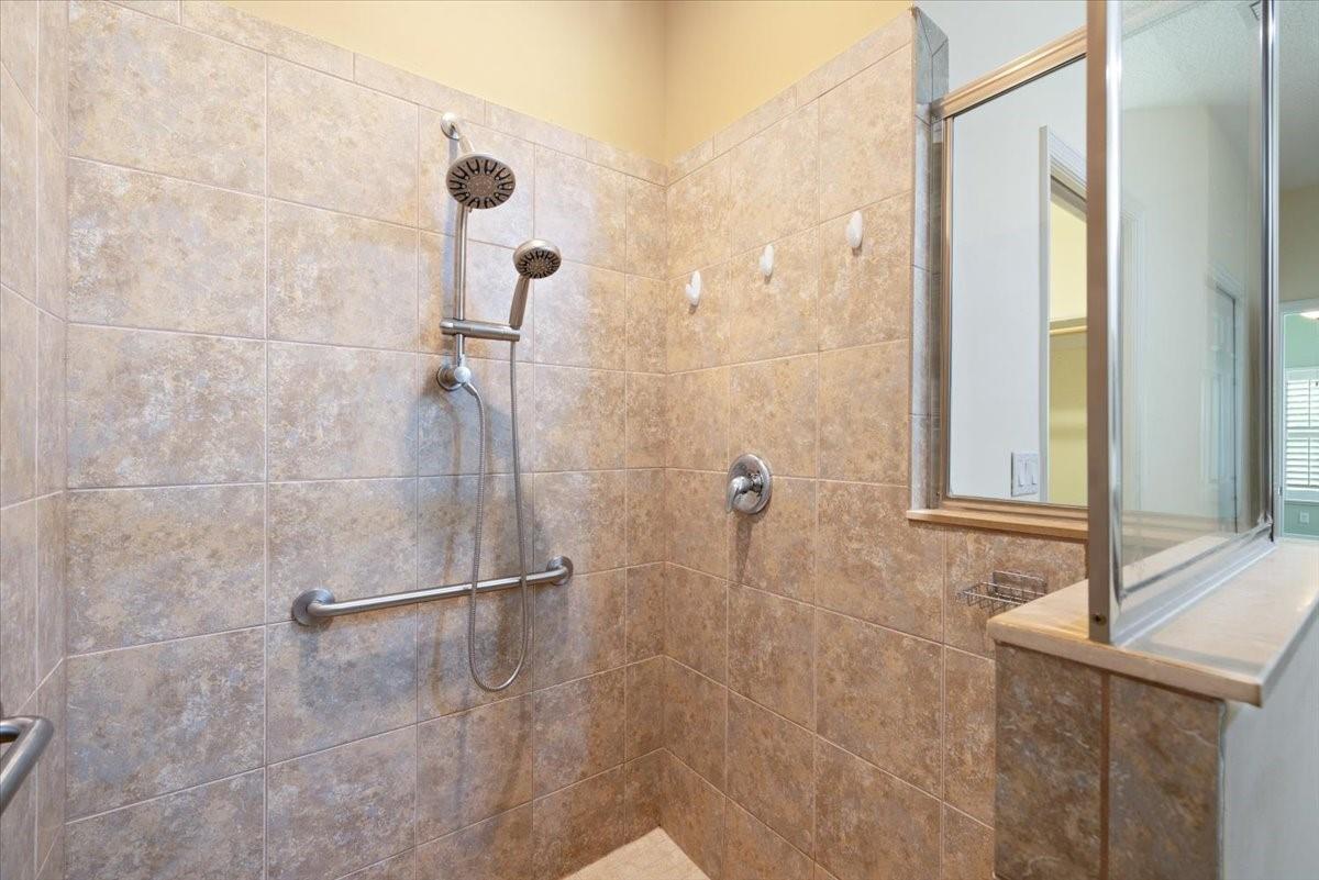 654 Gossamer Wing Way